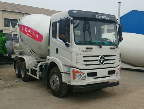 12方攪拌罐車（大運(yùn)、重汽、陜汽、東風(fēng)等）